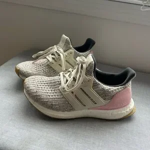 adidas gazelle silver green womens adidas ULTRABOOST 22 Running Shoes | Triple White main image 0